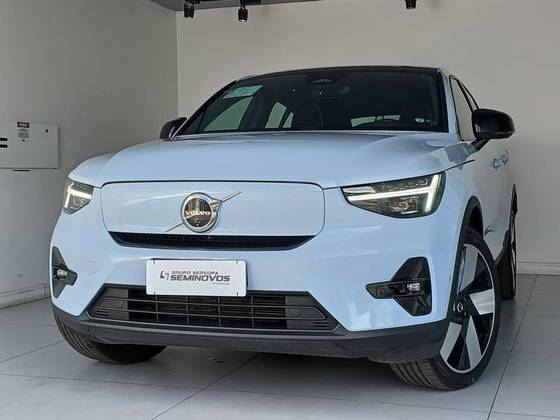 VOLVO C40 P8 RECHARGE TWIN ELECTRIC ULTIMATE AWD